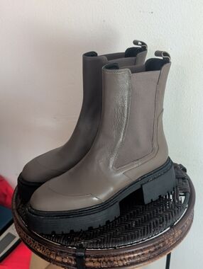 The Elda By M. Gemi Women Size 40= US 9 Grey/Taupe Boots would fit 10